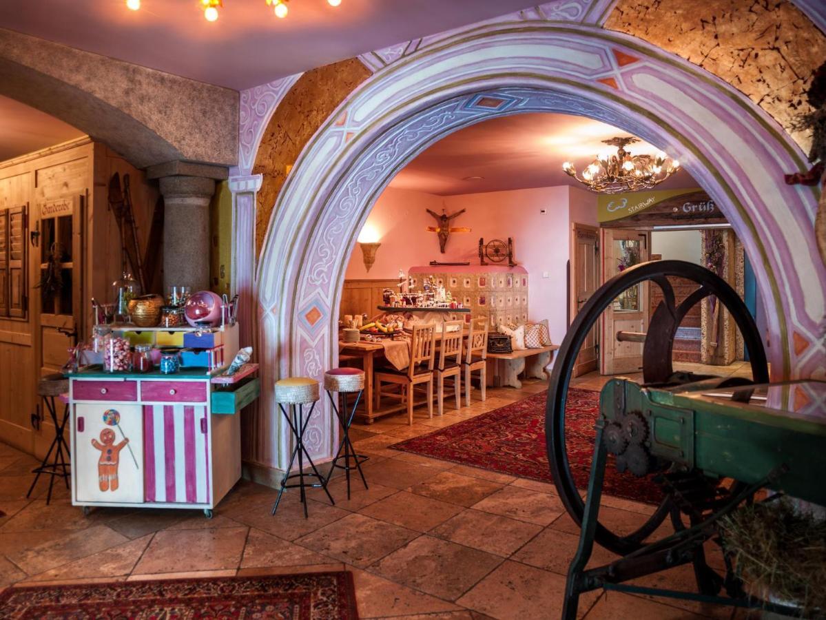 Отель Raffl'S St. Antoner Hof Санкт-Антон-ам-Арльберг Экстерьер фото